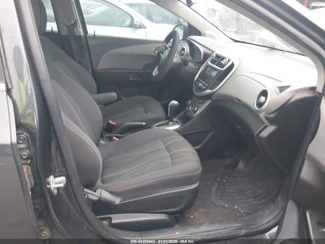 1G1JD5SH3J4112982 Chevrolet Sonic Lt Auto