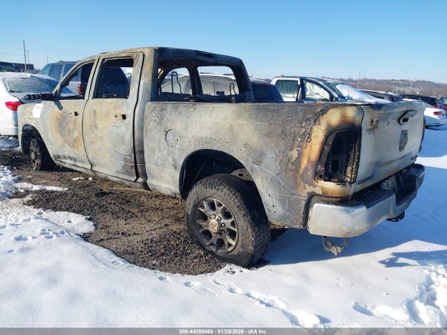 44208468 :رقم المزاد ، 3C6UR5FLXMG557206 vin ، 2021 Ram 2500 Laramie  4x4 6'4 Box مزاد بيع