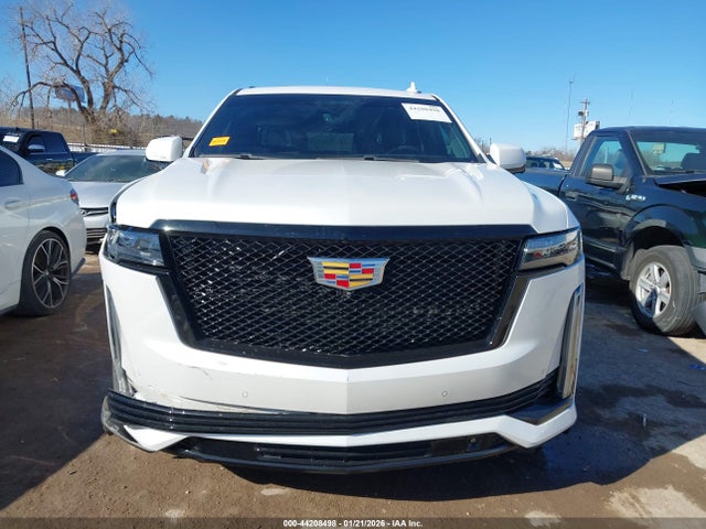 Продажа на аукционе авто 2021 Cadillac Escalade 4wd Sport Platinum, vin: 1GYS4GKL1MR320758, номер лота: 44208498