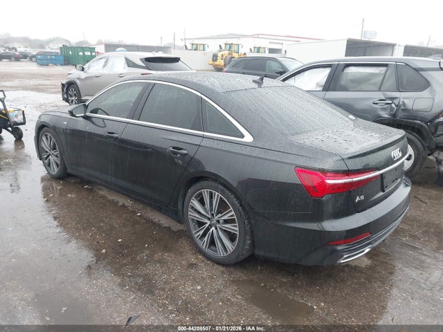 2019 AUDI A6 WAUL2AF24KN101602 Photo 2