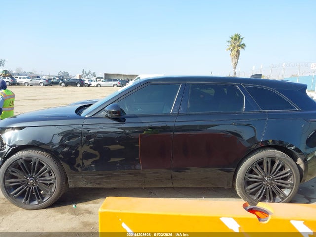 SALYL2FU8SA807095 Land Rover Range Rover Velar P400 Dynamic Se