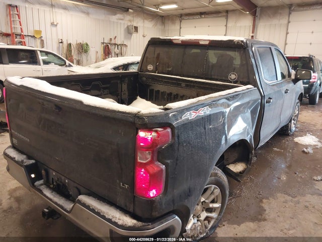 2024 CHEVROLET SILVERADO 1500 1GCPDKEK5RZ350466 Photo 3