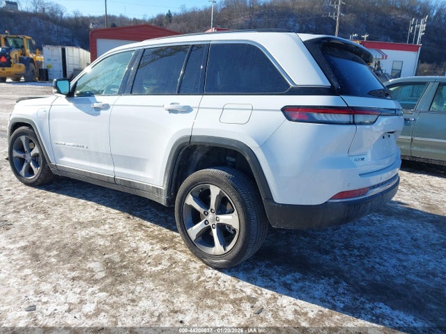 2023 JEEP GRAND CHEROKEE 4XE 1C4RJYB63P8792404 Photo 2