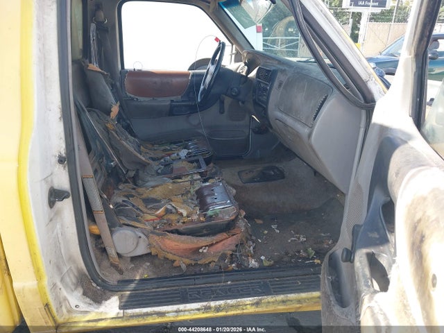 1997 FORD RANGER 1FTCR10X8VUA91640 Photo 4