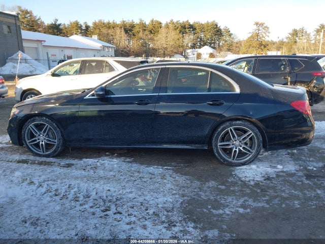 WDDZF4KB7HA091162 Mercedes-Benz E 300 4matic