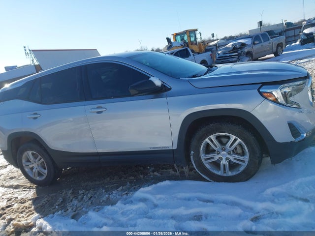 44208686 :رقم المزاد ، 3GKALLEV0JL142472 vin ، 2018 Gmc Terrain Sl مزاد بيع