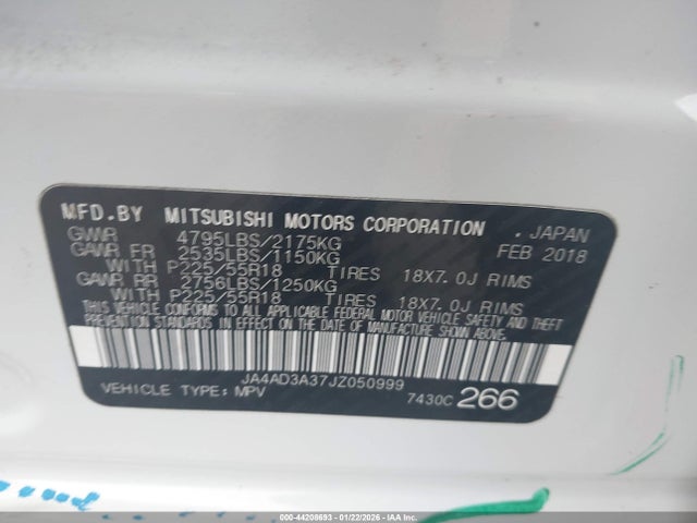 2018 MITSUBISHI OUTLANDER JA4AD3A37JZ050999 Photo 8