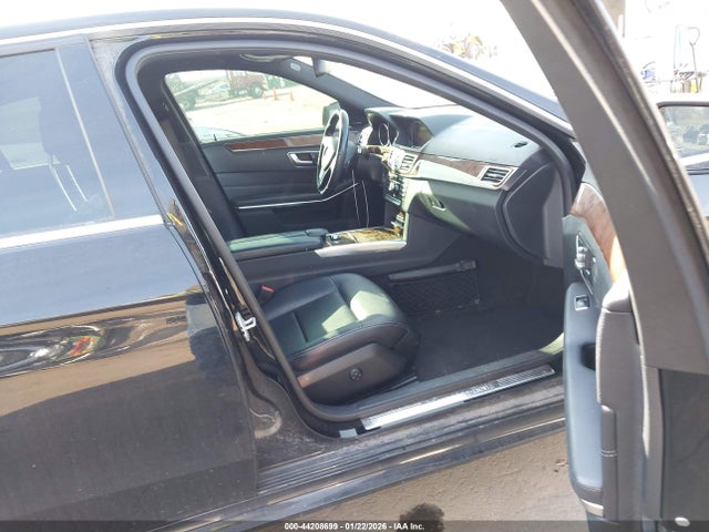 WDDHF8JB1EA830073 Mercedes-Benz E 350 4matic