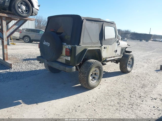 2000 JEEP WRANGLER 1J4FA29P2YP800475 Photo 3