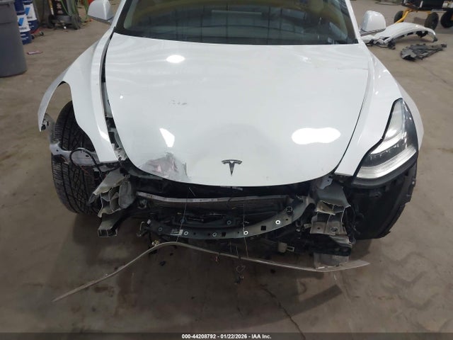 2019 TESLA MODEL 3 5YJ3E1EBXKF469809 Photo 5
