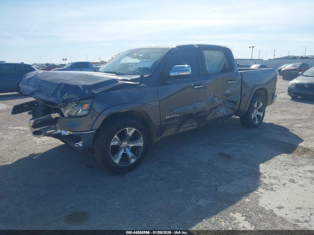 2021 RAM 1500 1C6SRFJTXMN600504 Photo 1