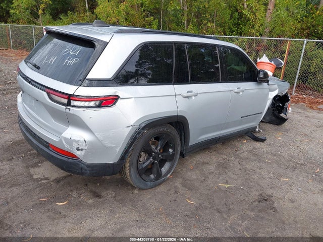 2024 JEEP GRAND CHEROKEE 1C4RJHAG7R8573121 Photo 3