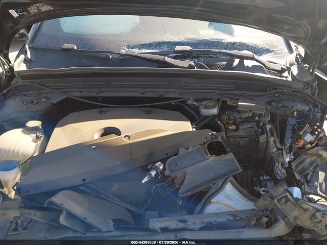 2020 VOLVO XC40 YV4162UK9L2310258 Photo 9