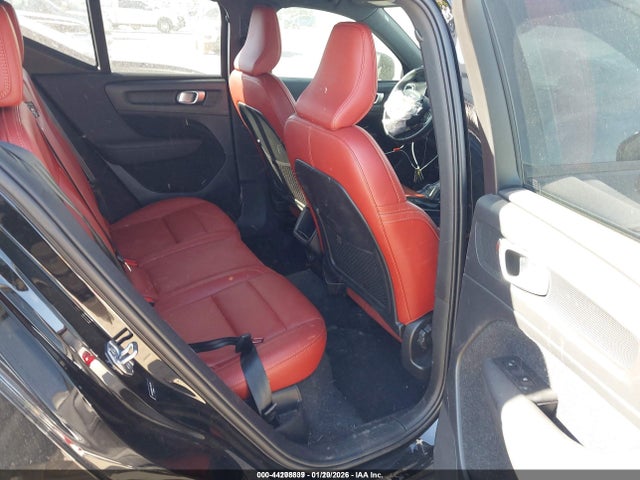 2020 VOLVO XC40 YV4162UK9L2310258 Photo 7