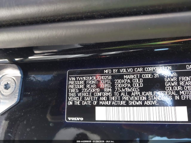 2020 VOLVO XC40 YV4162UK9L2310258 Photo 8