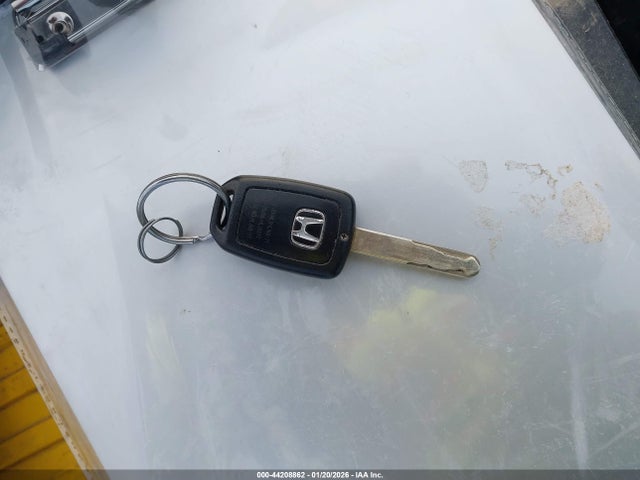 3CZRU6H31JM732076 Honda HR-V LX