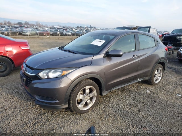 3CZRU6H31JM732076 Honda HR-V LX