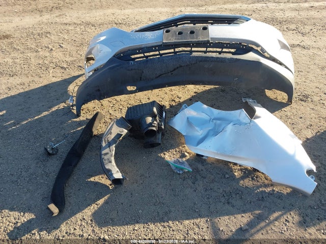 3GNAXSEV9MS124726 Chevrolet Equinox Awd Ls
