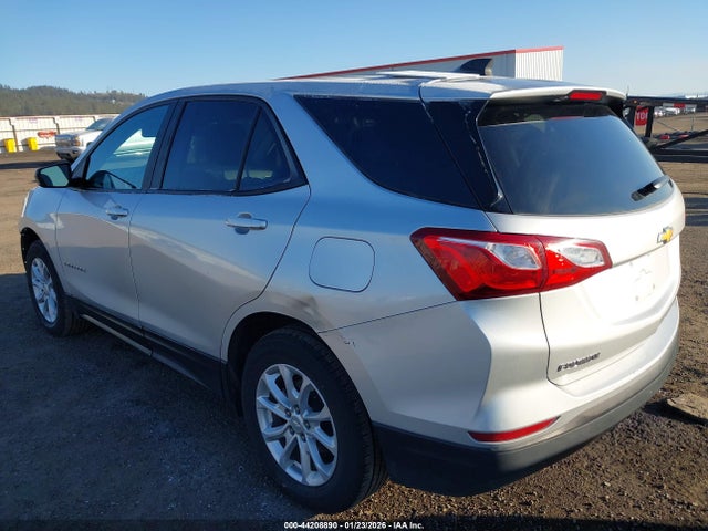 3GNAXSEV9MS124726 Chevrolet Equinox Awd Ls