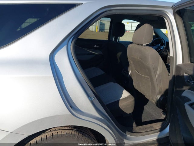 3GNAXSEV9MS124726 Chevrolet Equinox Awd Ls