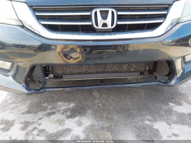 44208930 :رقم المزاد ، 1HGCR2F52FA259711 vin ، 2015 Honda Accord Sport مزاد بيع