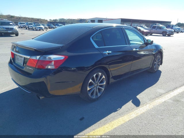 44208930 :رقم المزاد ، 1HGCR2F52FA259711 vin ، 2015 Honda Accord Sport مزاد بيع