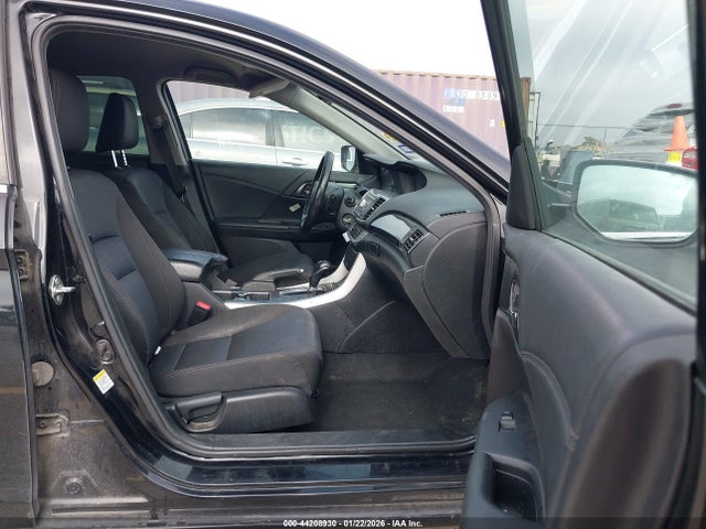 44208930 :رقم المزاد ، 1HGCR2F52FA259711 vin ، 2015 Honda Accord Sport مزاد بيع