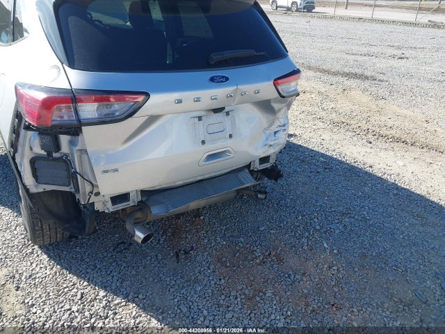 1FMCU9G61LUB56783 Ford ESCAPE SE