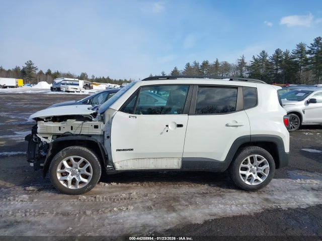 Jeep Renegade Latitude 4x4 2018 ZACCJBBB2JPH52038 Image 15