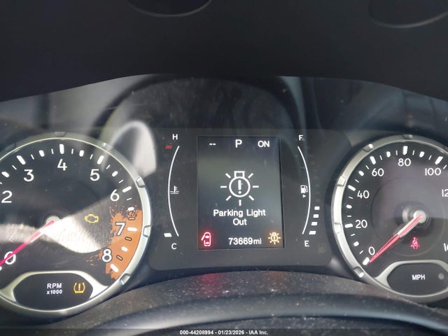 Jeep Renegade Latitude 4x4 2018 ZACCJBBB2JPH52038 Image 7