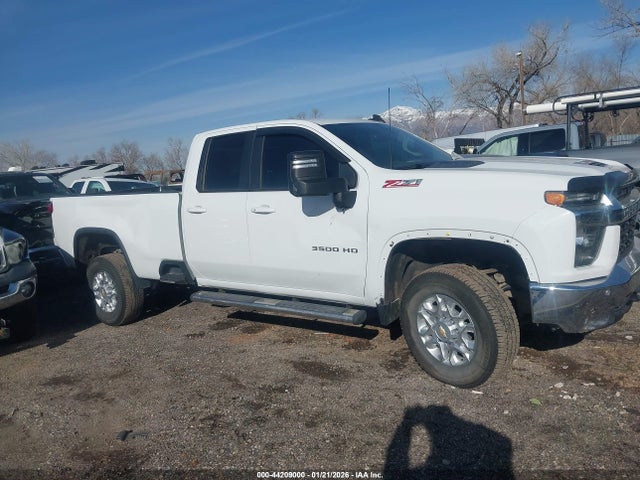 1GC5YTEY9MF243825 Chevrolet Silverado 3500hd 4wd Long Bed Lt