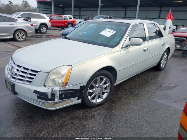 2010 CADILLAC DTS 1G6KD5EY7AU104491 Photo 1