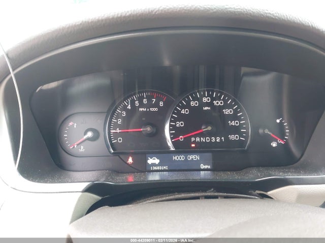 2010 CADILLAC DTS 1G6KD5EY7AU104491 Photo 6