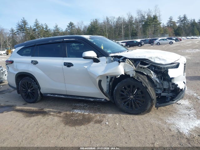 Toyota Highlander Hybrid Xle 2023 5TDKBRCH5PS596321 Image 14