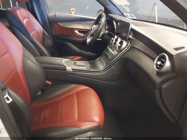 Aukcja sprzedaży 2022 Mercedes-benz Glc 300 Suv, vin: W1N0G8DB1NV347975, numer aukcji: 44209042