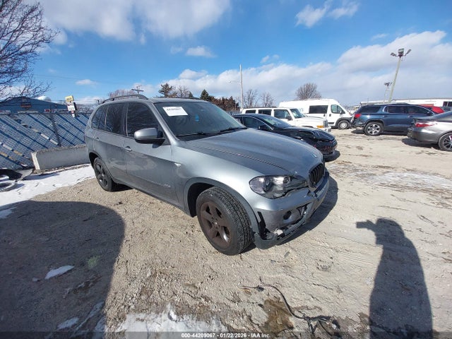 2008 BMW X5 5UXFE43558L006086