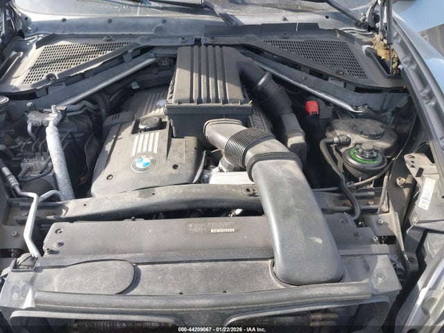 2008 BMW X5 5UXFE43558L006086 Photo 9
