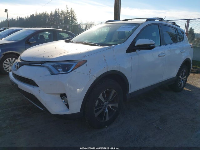 2T3RFREVXGW490855 Toyota Rav4 Xle
