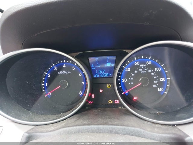 KM8JU3AG3EU916804 Hyundai TUCSON SE