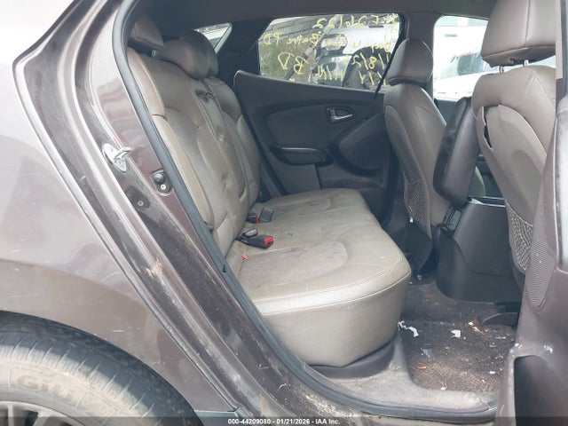 KM8JU3AG3EU916804 Hyundai TUCSON SE