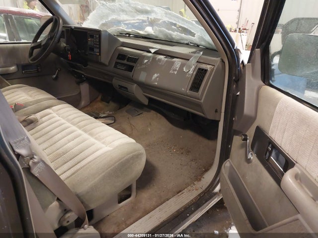 1993 CHEVROLET GMT-400 1GCFC24K9PZ123200 Photo 4