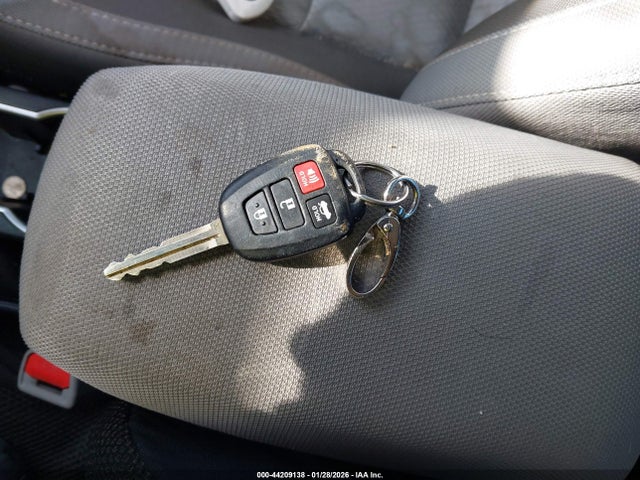 Toyota COROLLA LE 2017 2T1BURHE2HC804061 Image 11