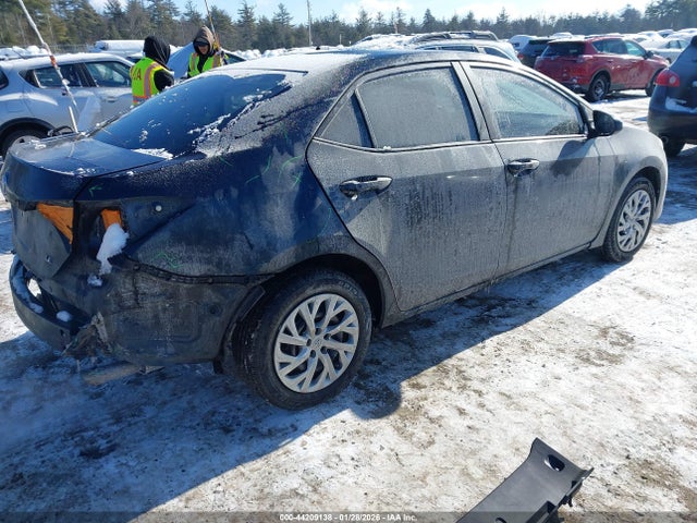 Toyota COROLLA LE 2017 2T1BURHE2HC804061 Image 2