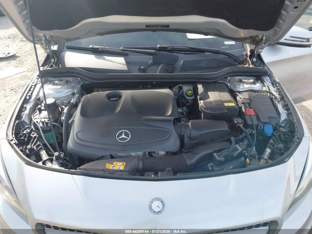 2014 Mercedes-benz Cla 250 4matic მანქანა იყიდება აუქციონზე, vin: WDDSJ4GB3EN049875, აუქციონის ნომერი: 44209144