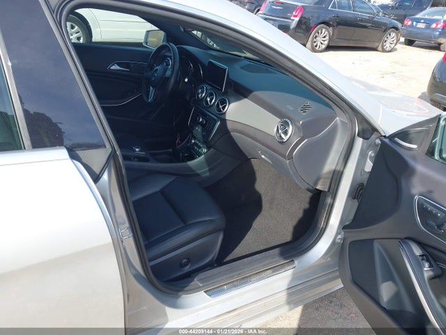 2014 Mercedes-benz Cla 250 4matic მანქანა იყიდება აუქციონზე, vin: WDDSJ4GB3EN049875, აუქციონის ნომერი: 44209144