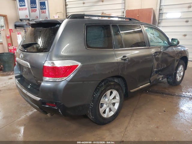 2013 TOYOTA HIGHLANDER 5TDBK3EH2DS258199 Photo 3