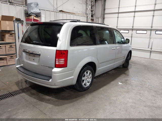 Продаж на аукціоні авто 2010 Chrysler Town & Country Touring, vin: 2A4RR5D14AR493261, номер лоту: 44209193