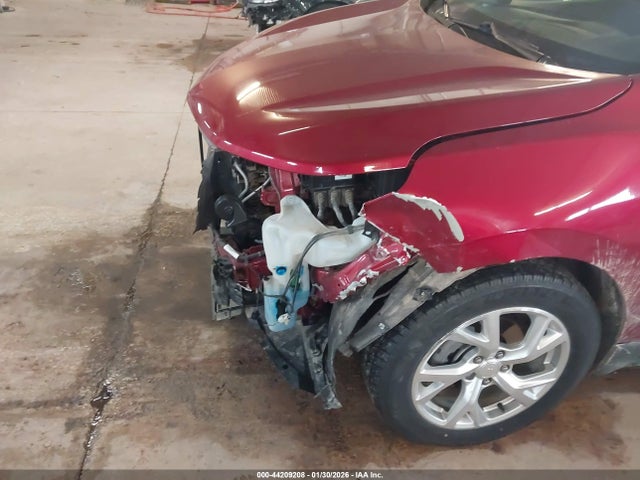 3GNAXUEV1KS656657 Chevrolet EQUINOX LT