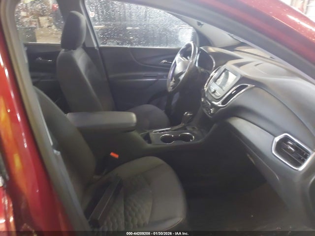 3GNAXUEV1KS656657 Chevrolet EQUINOX LT