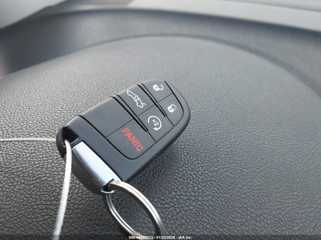 2015 CHRYSLER 300 2C3CCAAG3FH769400 Photo 10
